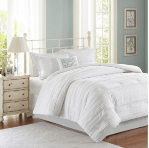 Farmhouse Home Decor - Farmhouse Master Bedroom - Farmhouse Bedding - White Bedding - White Farmhouse Bedding